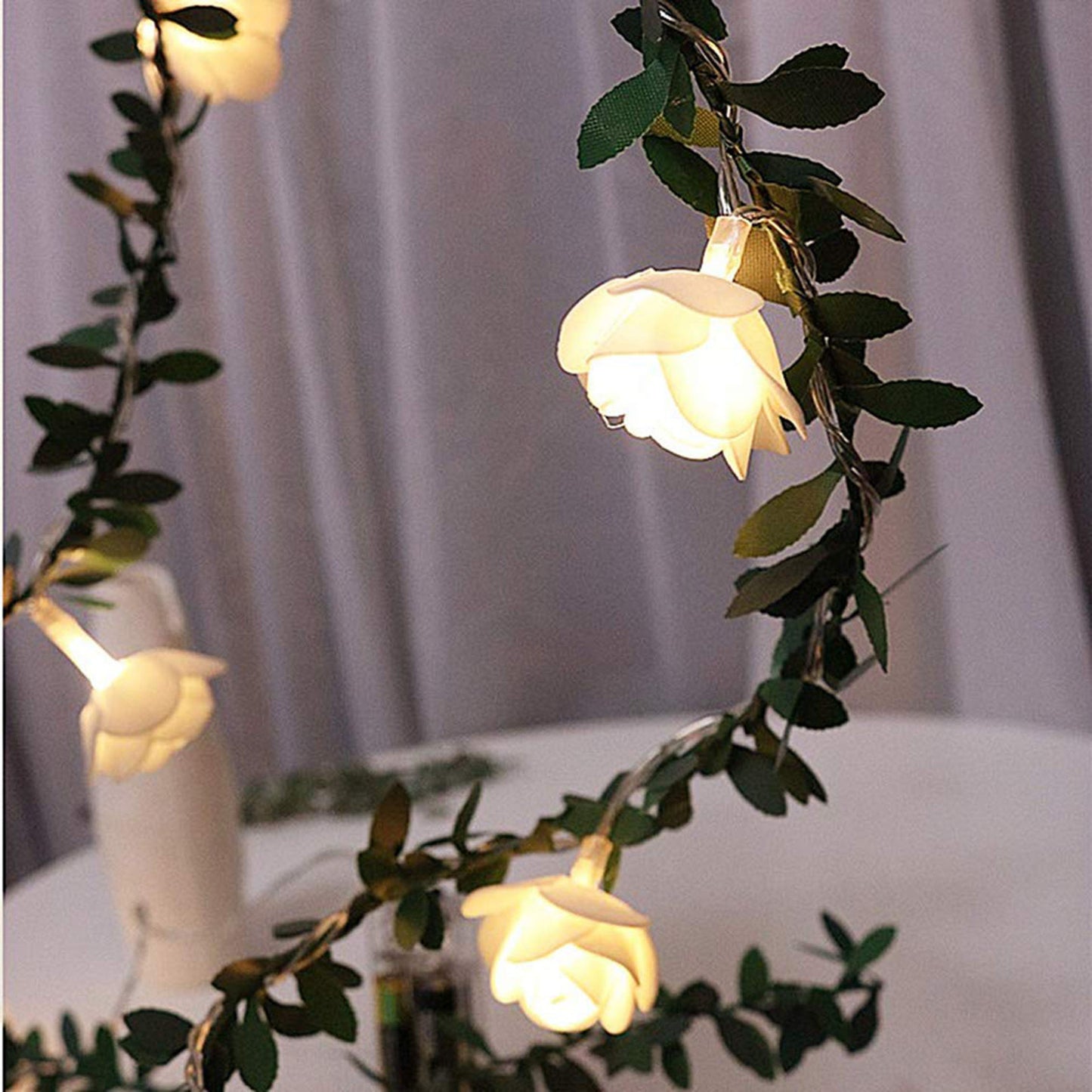 USB White Rose Garland