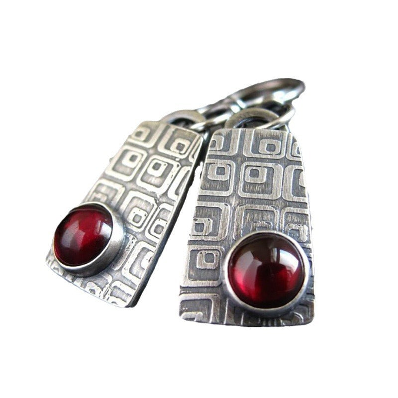 European And American Retro Geometric Square Pattern Inlaid Ruby Earrings