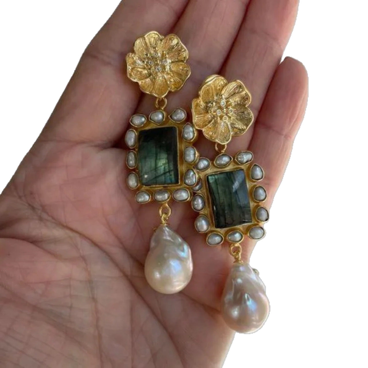 Fashionable French Vintage Light-luxury Niche Design Chanel-style Flower And Pearl Earrings