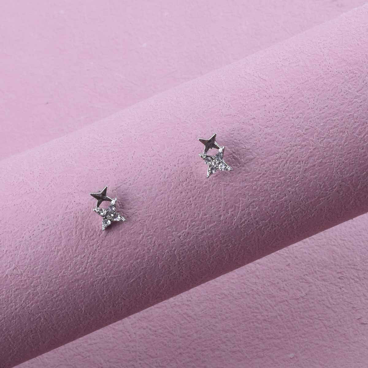 Elegant Star Stud Earrings