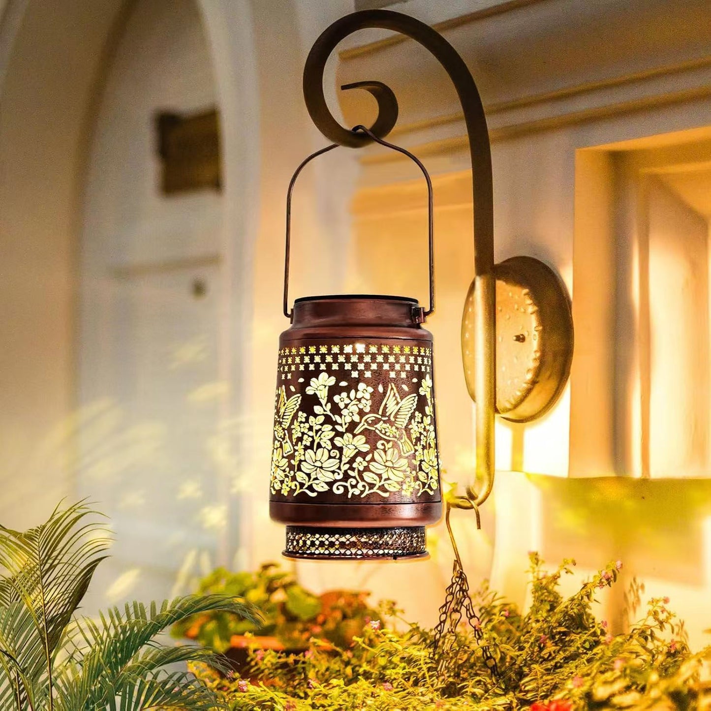 Solar Barn Lantern-Hummingbird/Butterfly