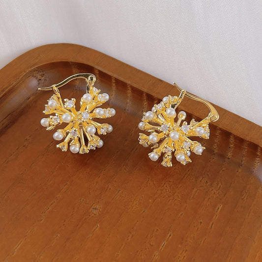 Zircon Pearl Fireworks Ear Clips