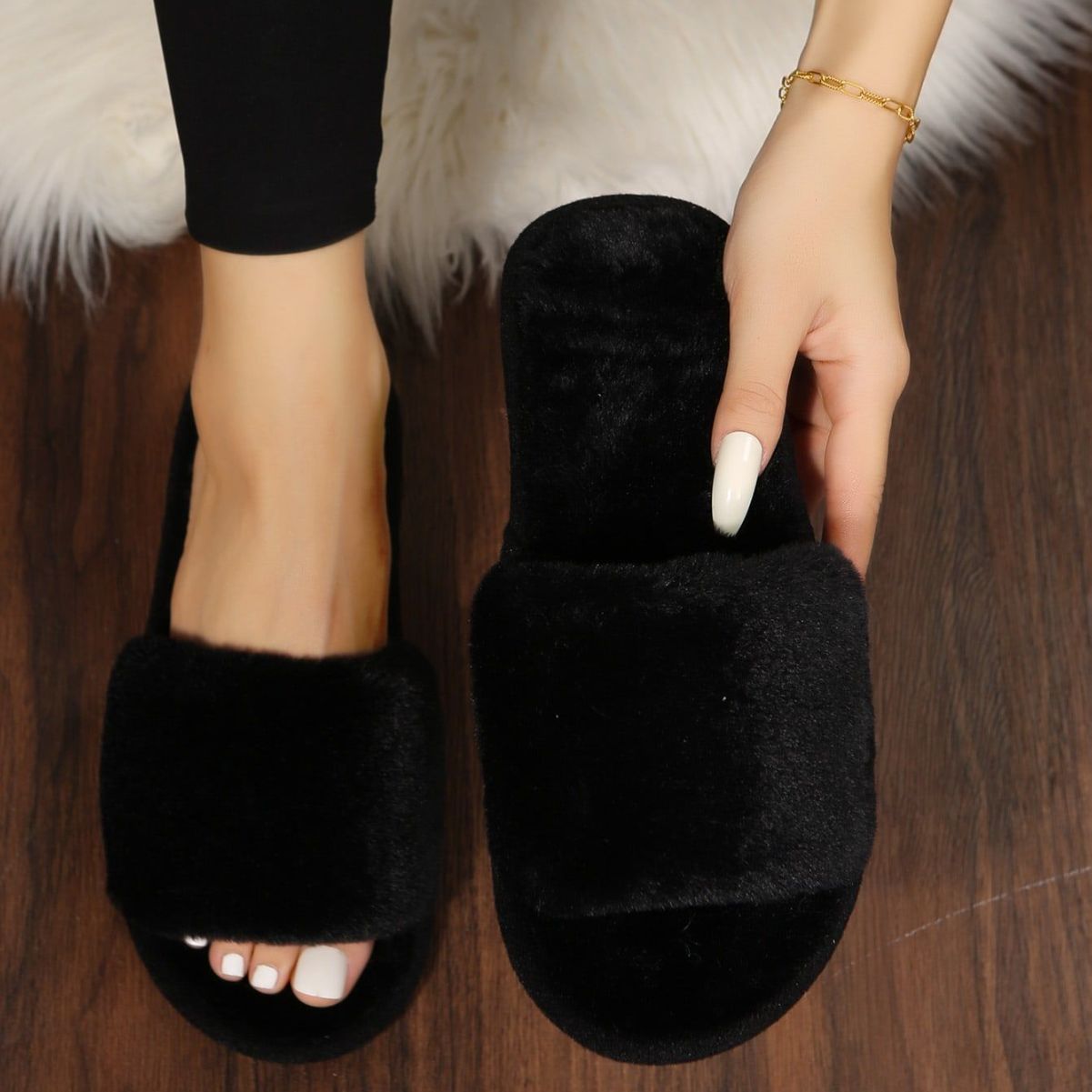 Fluffy Women's Plush Slippers